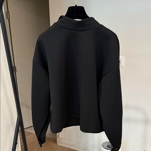 Zara Elegant Black sweater top